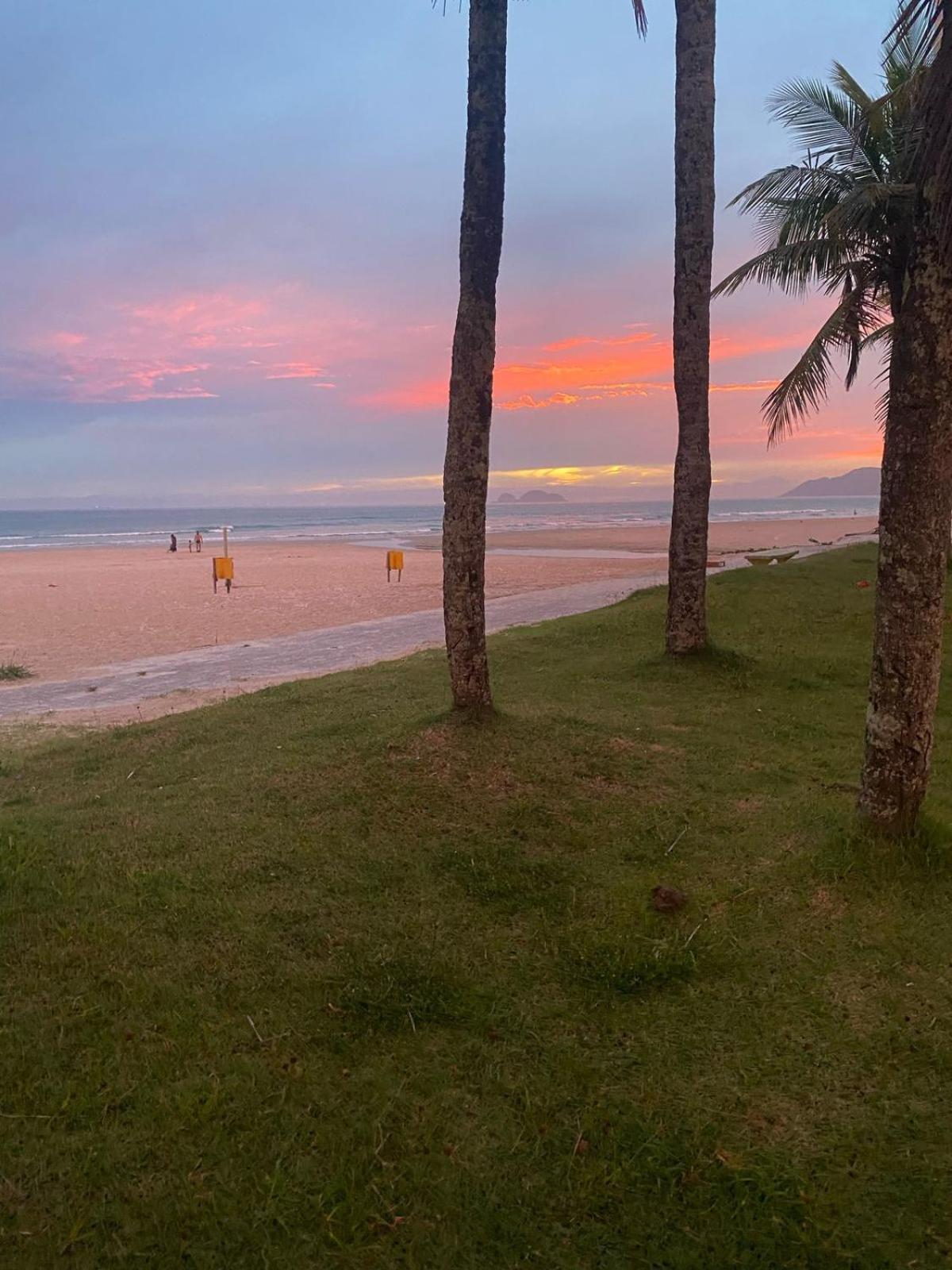 Lelis Casa - Enseada - Guaruja Sp - 02 Qd Da Praia, Conforto E Tranquilidade Zewnętrze zdjęcie